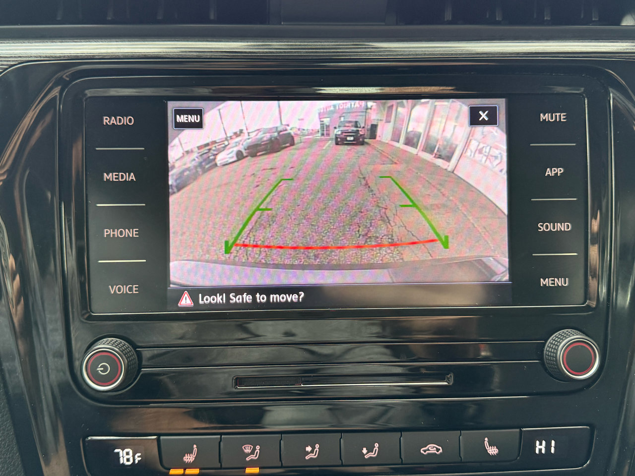 Used 2020 Volkswagen Passat 2.0T R-Line image 14