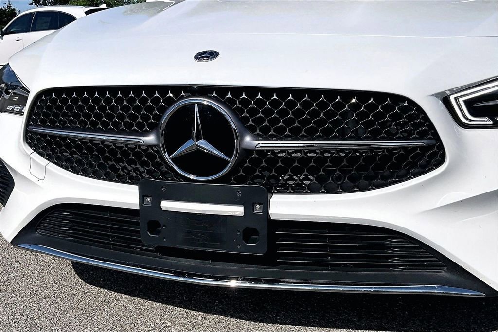 Used 2025 Mercedes-Benz CLA 250 4MATIC w/ Winter Package image 38