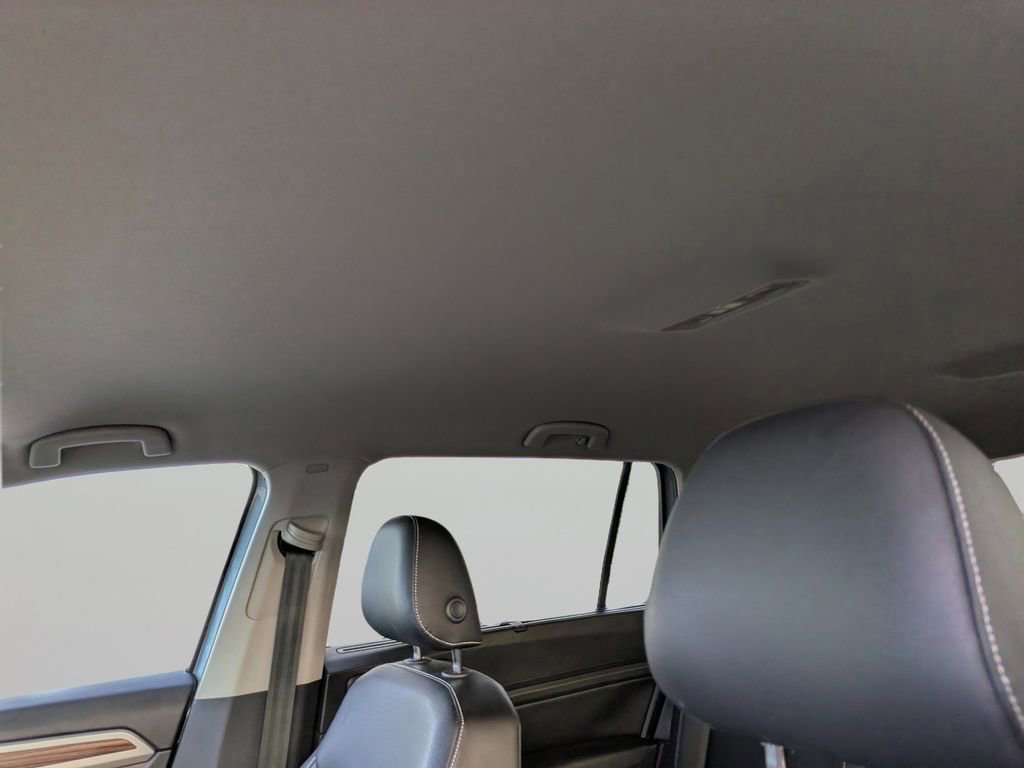 Certified 2021 Volkswagen Atlas SE w/ Towing Package FWD image 21