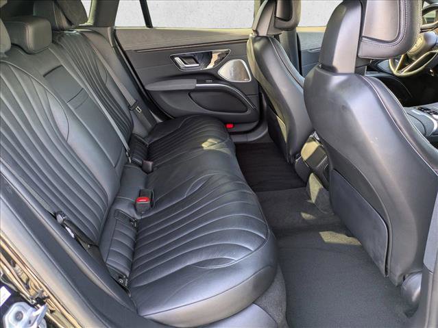Used 2022 Mercedes-Benz EQS 580 4MATIC Sedan image 20