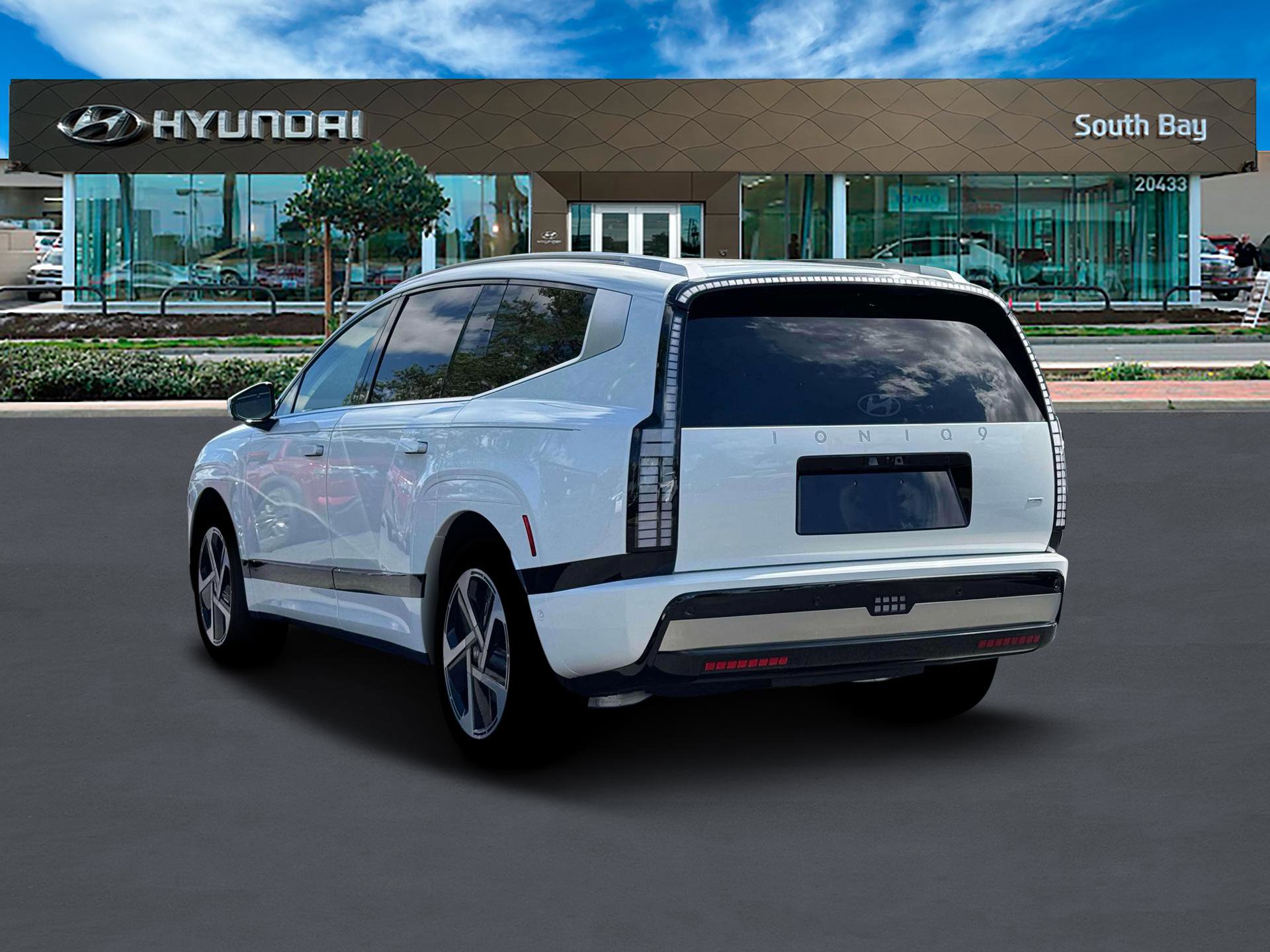 New 2026 Hyundai Ioniq 9 Calligraphy image 5