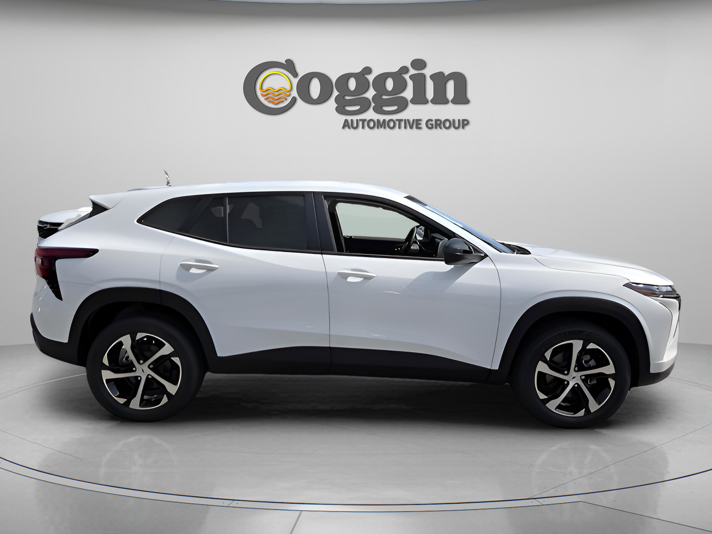 New 2026 Chevrolet Trax RS FWD image 6