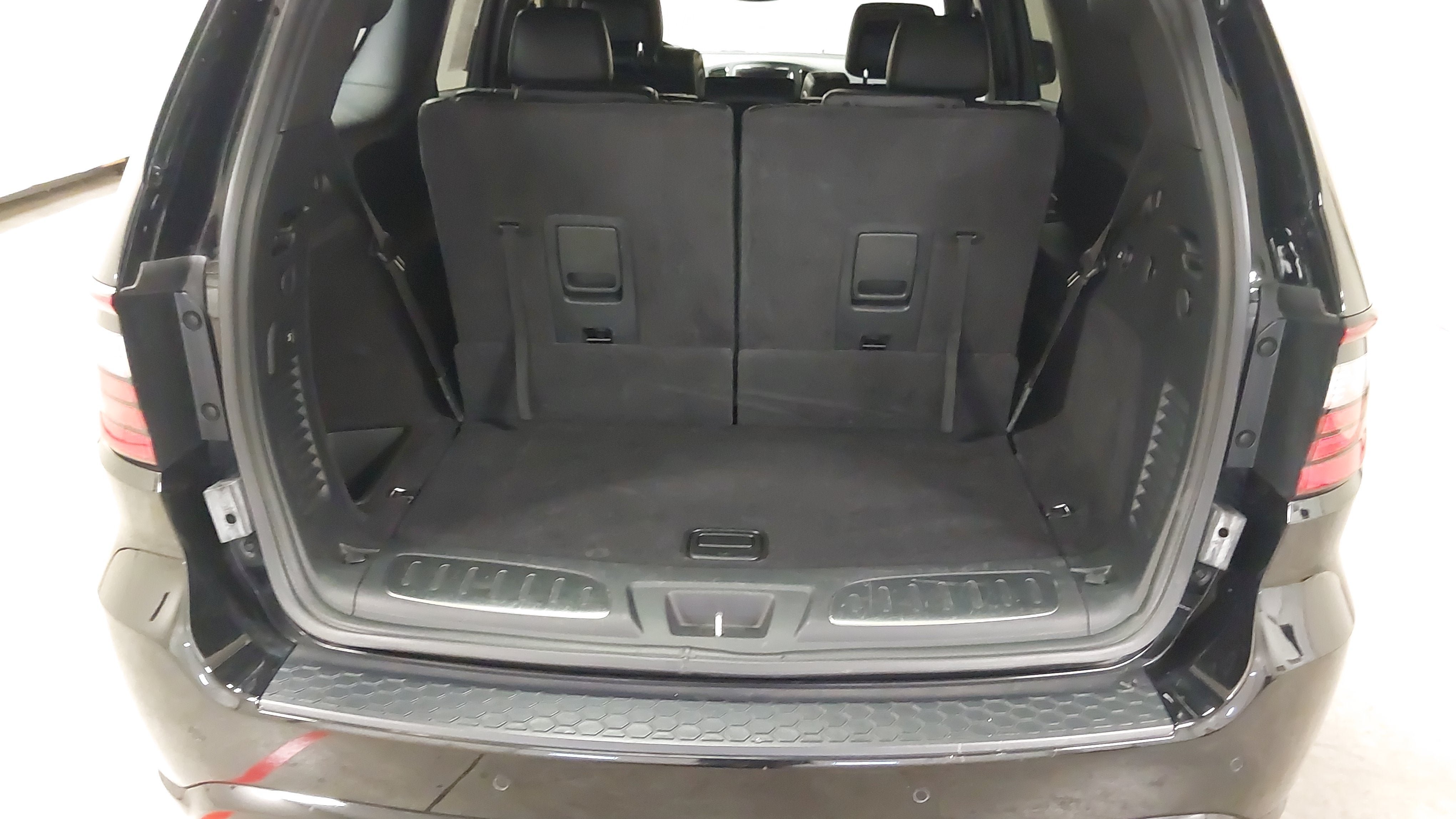 Used 2019 Dodge Durango R/T w/ Technology Group AWD/4WD image 26