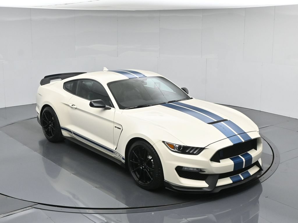 Used 2020 Ford Mustang Shelby GT350 w/ Technology Package RWD image 37