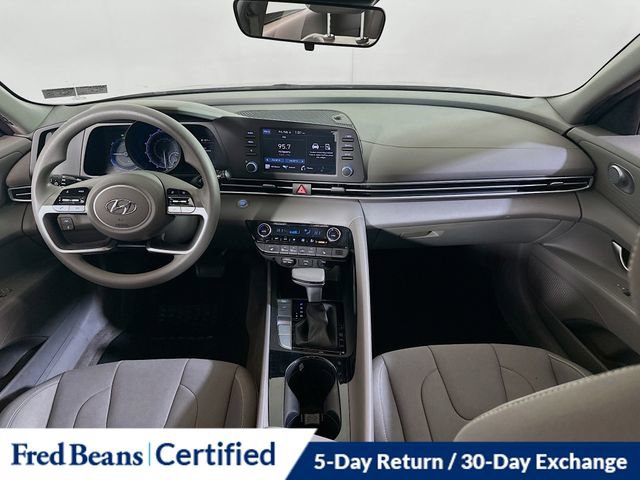 Used 2023 Hyundai Elantra Blue image 15