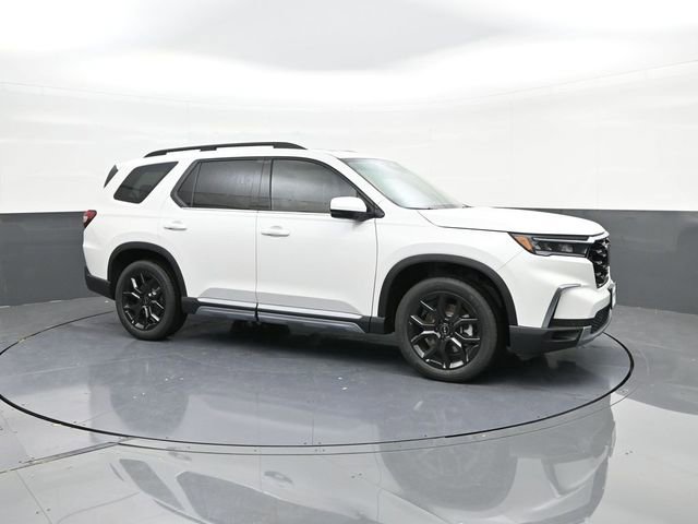 New 2025 Honda Pilot Touring image 15