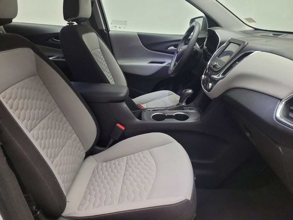Used 2021 Chevrolet Equinox LS image 21
