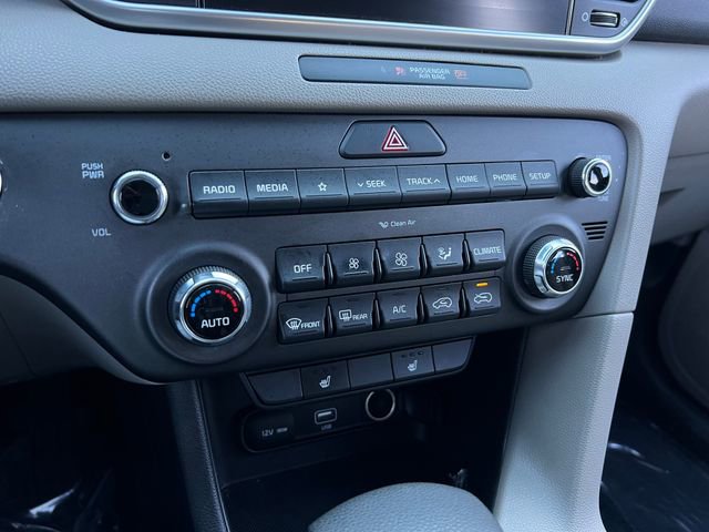 Used 2022 Kia Sportage LX w/ LX FWD Value Edition Package image 24