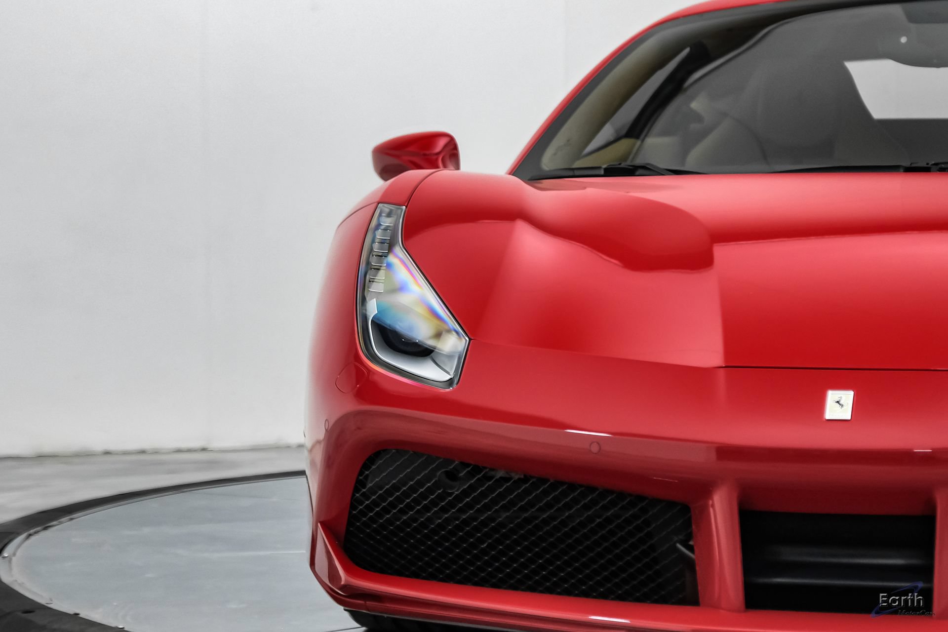 Used 2017 Ferrari 488 GTB RWD image 36