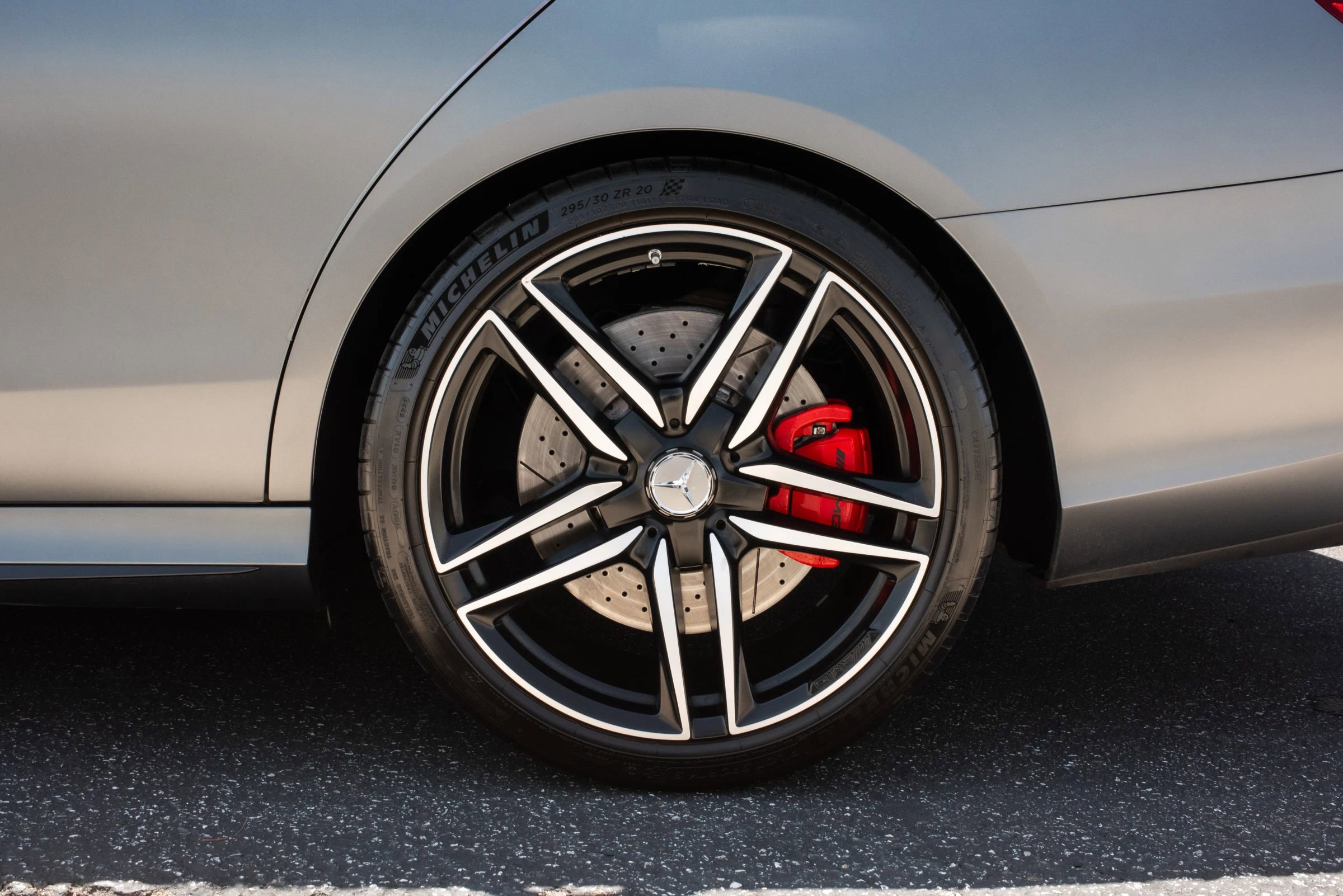 Used 2018 Mercedes-Benz E 63 AMG S image 39