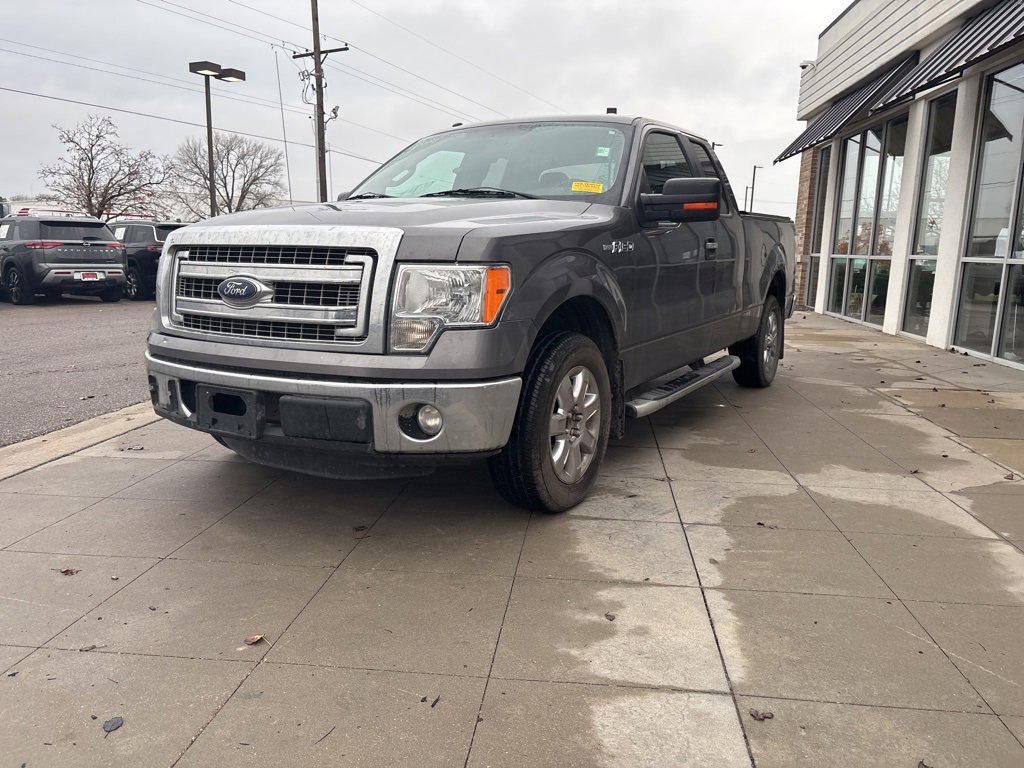Used 2013 Ford F150 XLT w/ XLT Chrome Pkg image 5