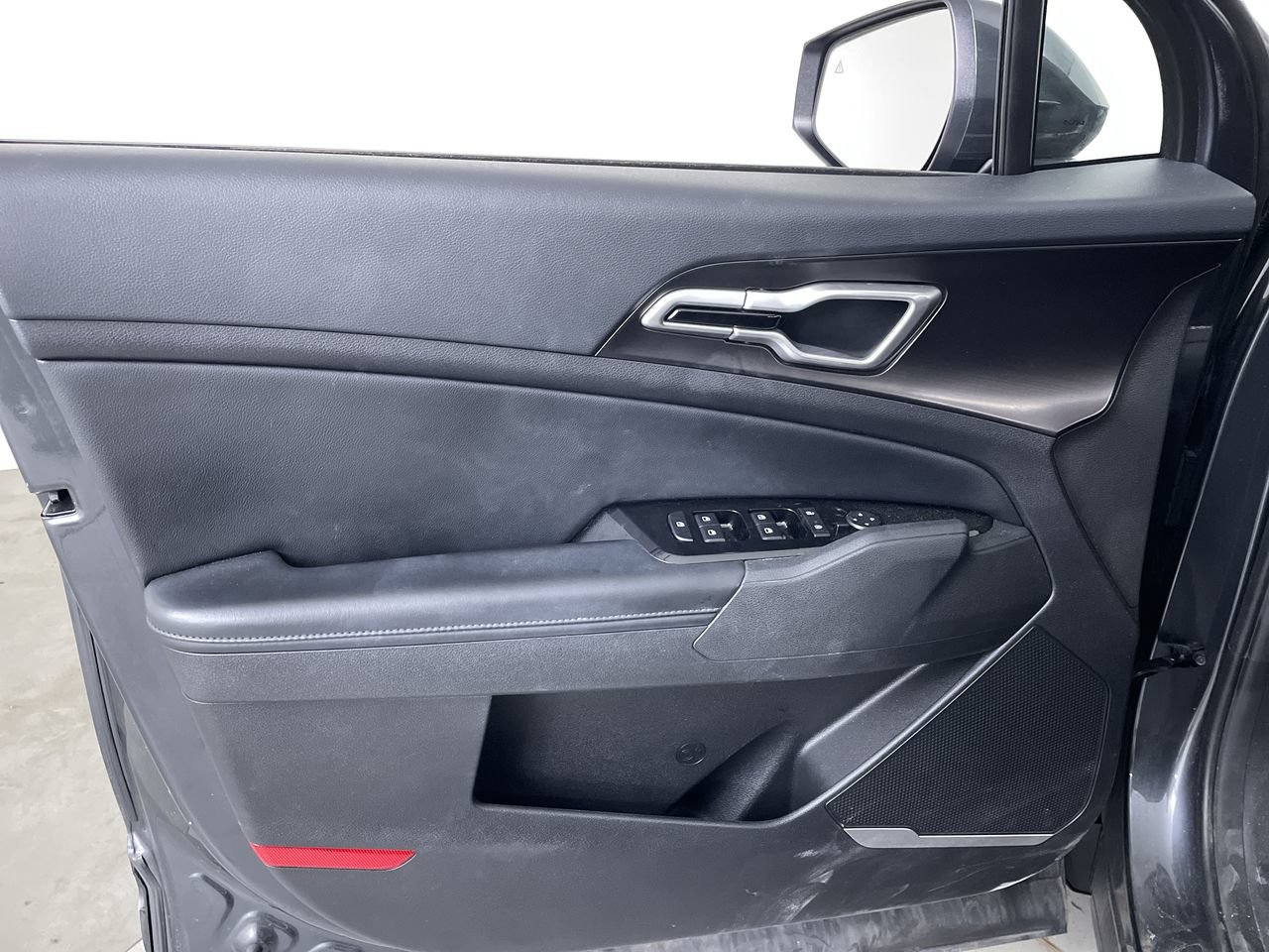 Used 2023 Kia Sportage EX AWD/4WD image 10