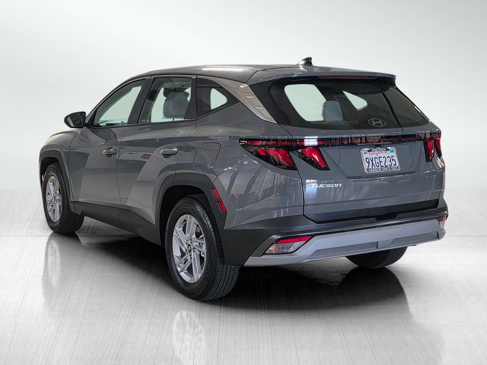 Certified 2025 Hyundai Tucson SE FWD image 5