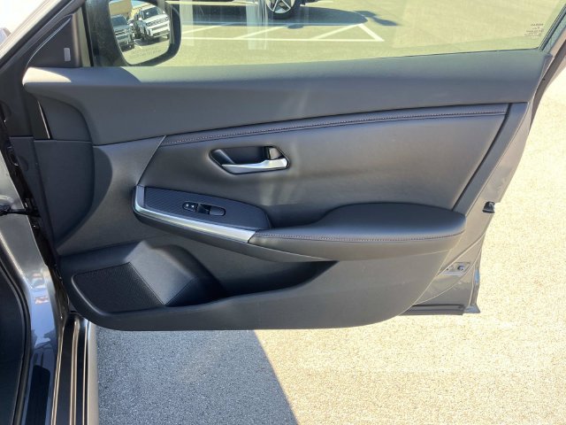 Used 2021 Nissan Sentra SR FWD image 23