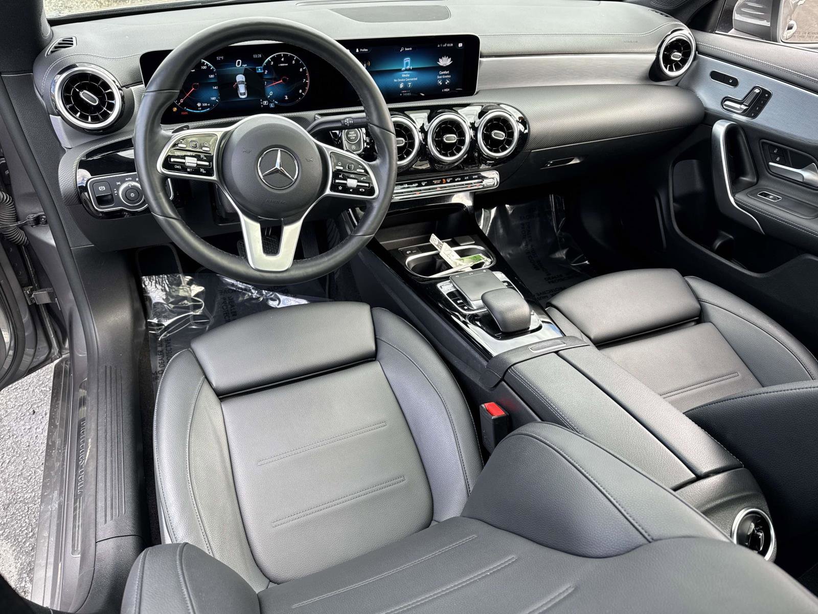 Used 2020 Mercedes-Benz CLA 250 4MATIC image 2