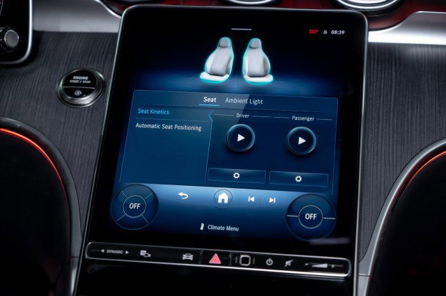 Certified 2025 Mercedes-Benz C 300 Sedan image 16