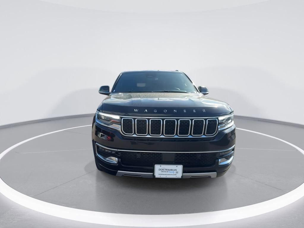 Used 2023 Jeep Wagoneer Series II AWD/4WD image 3
