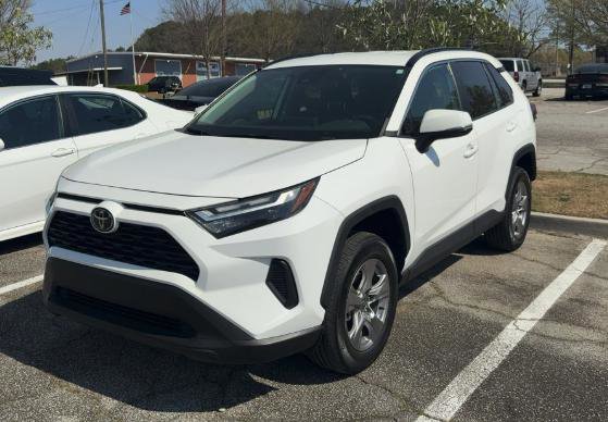 Used 2023 Toyota RAV4 XLE image 1