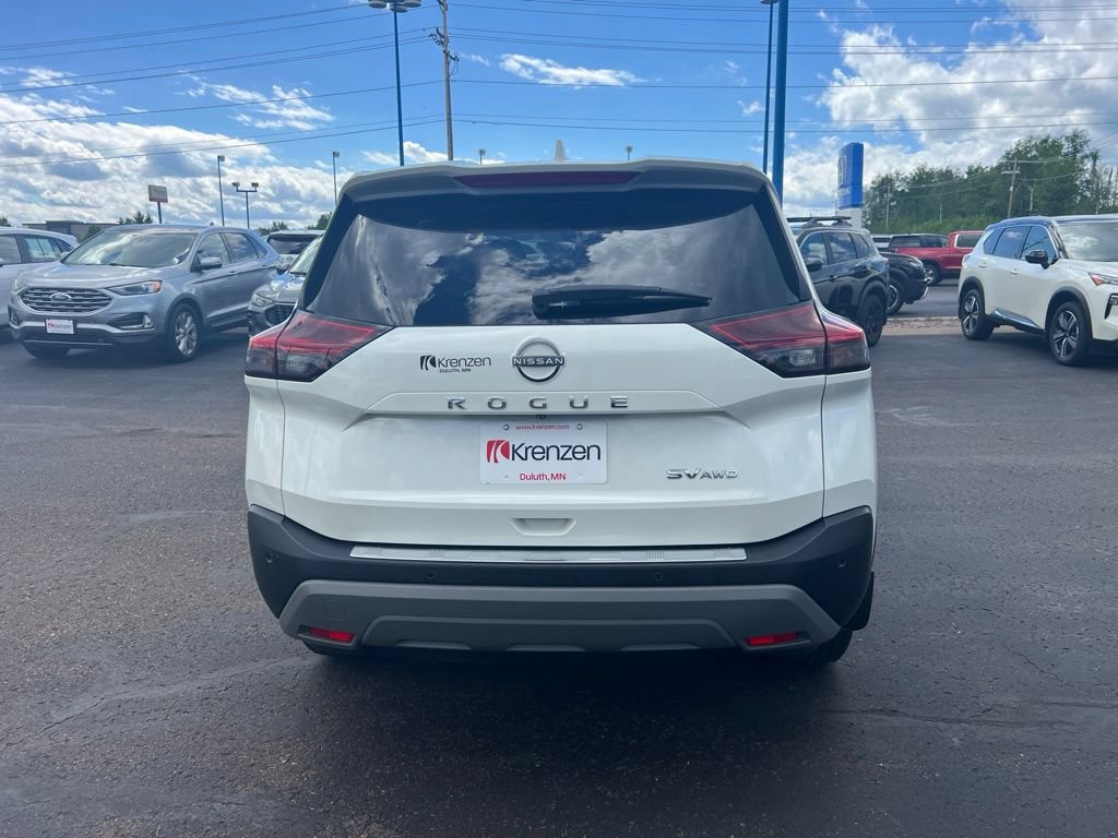 Used 2023 Nissan Rogue SV AWD/4WD image 6
