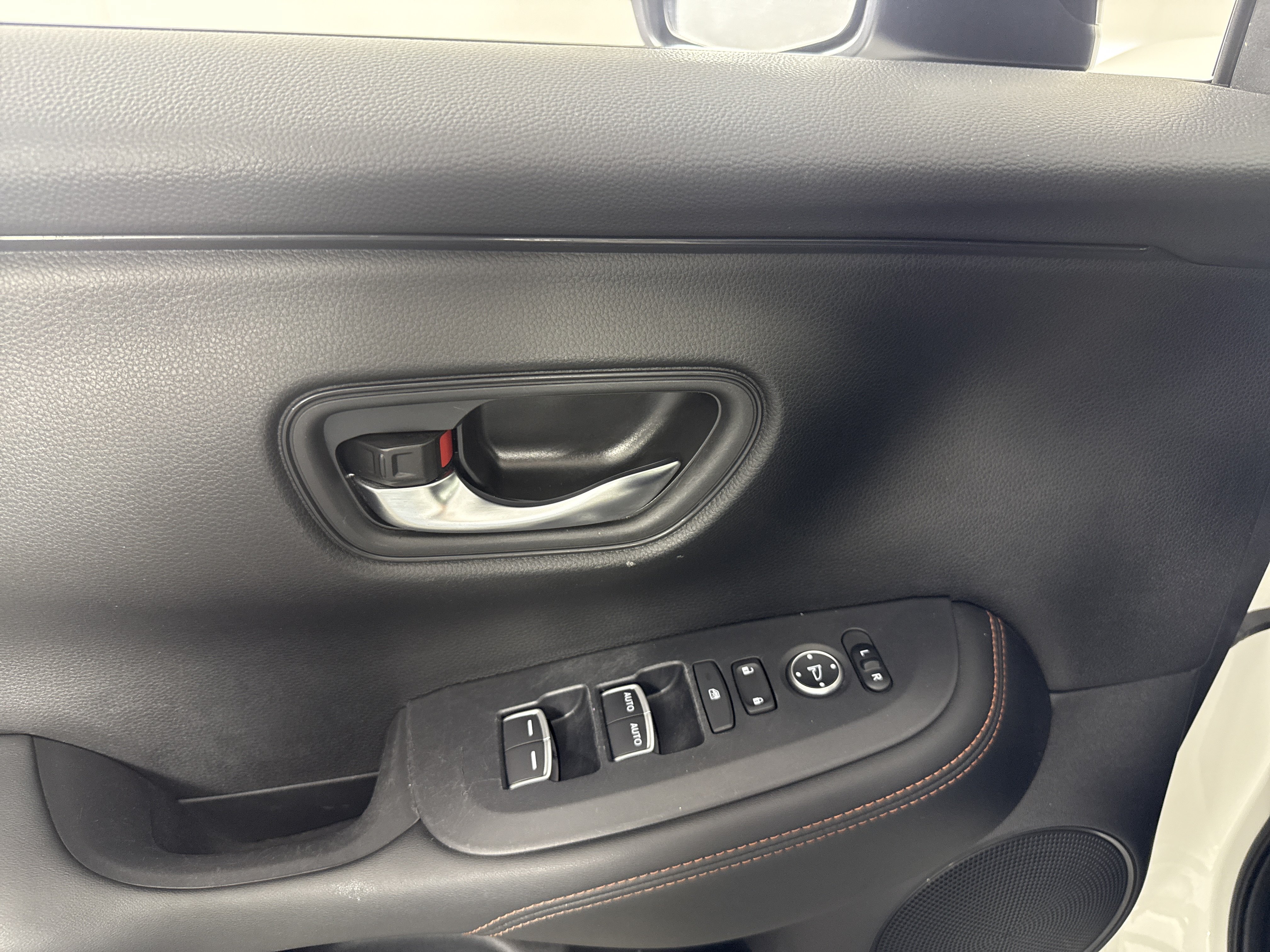 Certified 2023 Honda HR-V Sport image 14