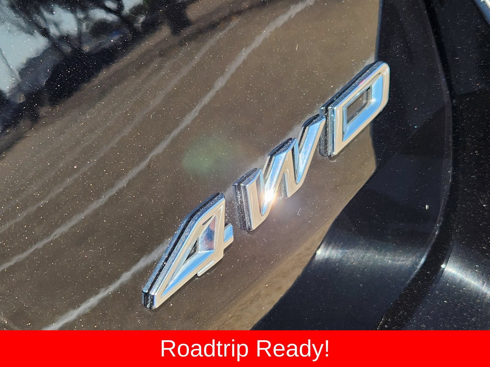Used 2024 Ford Explorer XLT w/ Equipment Group 202A AWD/4WD image 20