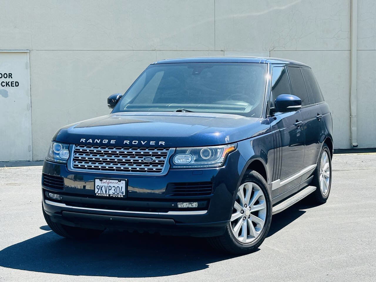 Used 2014 Land Rover Range Rover HSE AWD/4WD image 4