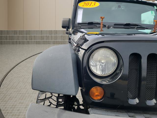 Used 2013 Jeep Wrangler Rubicon w/ PWR Convenience Group image 10