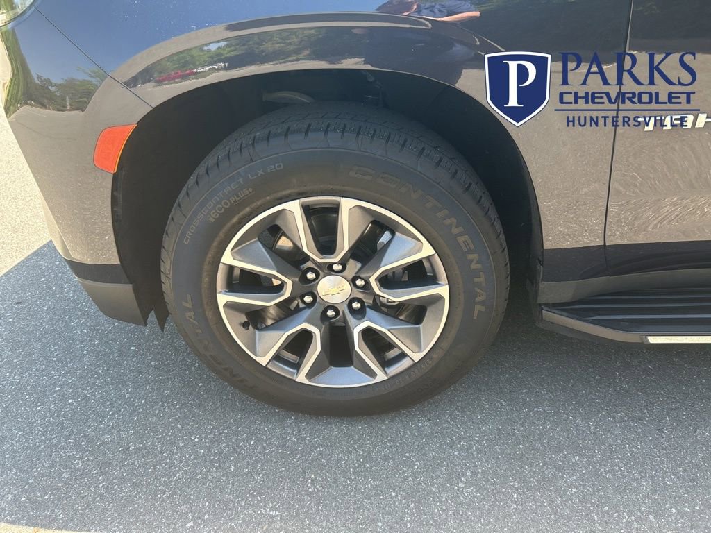 Used 2022 Chevrolet Tahoe LT w/ LT Signature Plus Package image 27