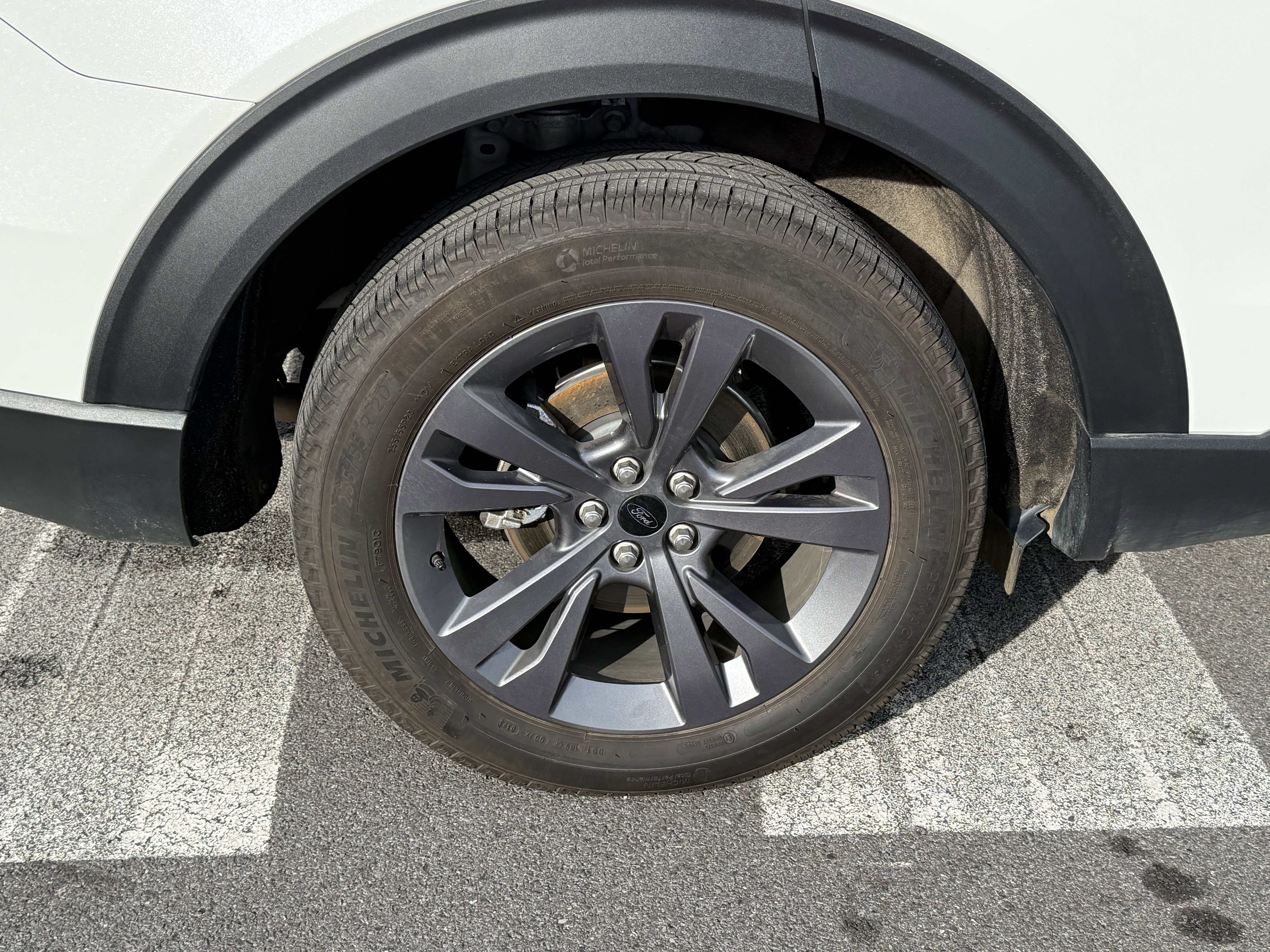 Used 2023 Ford Explorer XLT w/ Equipment Group 202A image 11