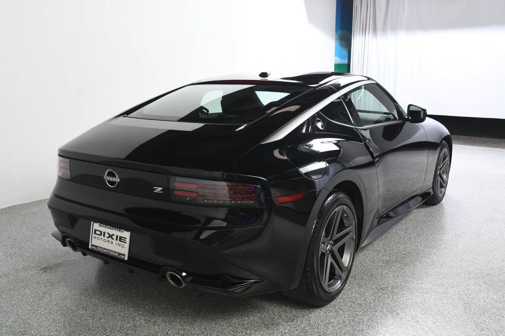 Used 2026 Nissan Z Sport w/ Floor Mat Package RWD image 9