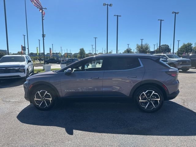 New 2026 Chevrolet Equinox EV LT image 6