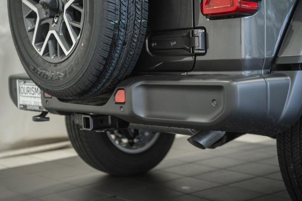 New 2026 Jeep Wrangler Unlimited Sahara AWD/4WD image 7