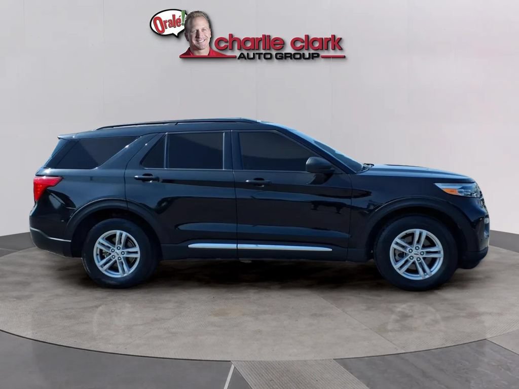 Used 2023 Ford Explorer XLT w/ Equipment Group 202A RWD image 7