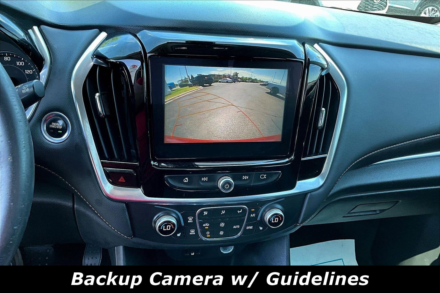Used 2019 Chevrolet Traverse LT w/ LPO, Cargo Package FWD image 5