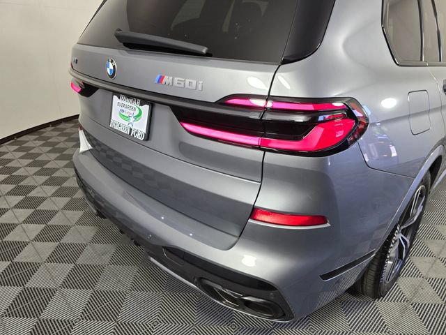 Used 2025 BMW X7 M60i AWD/4WD image 15