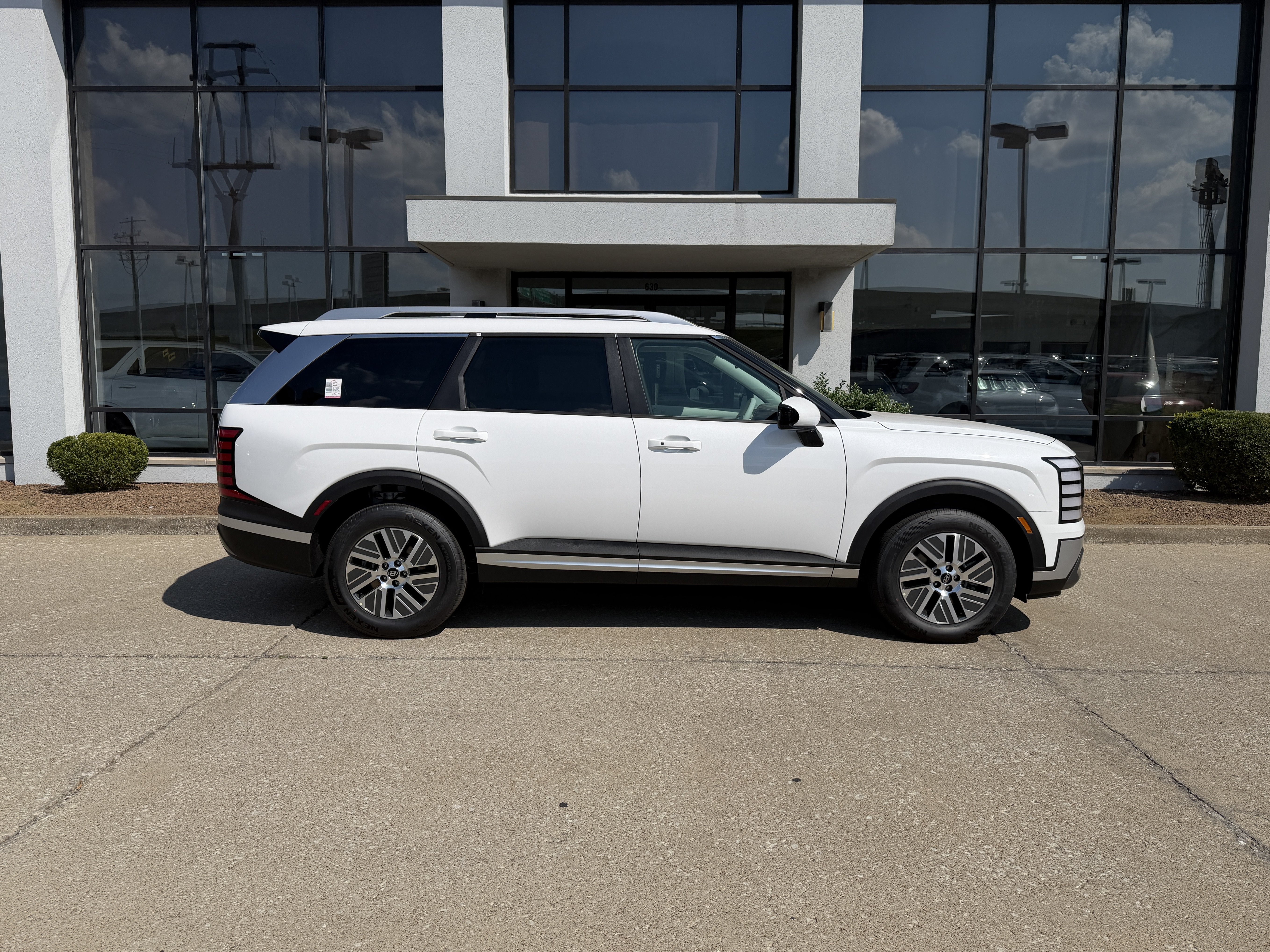 New 2026 Hyundai Palisade SEL AWD/4WD image 3