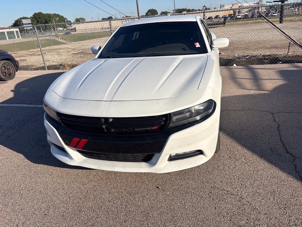 Used 2015 Dodge Charger SXT RWD image 5