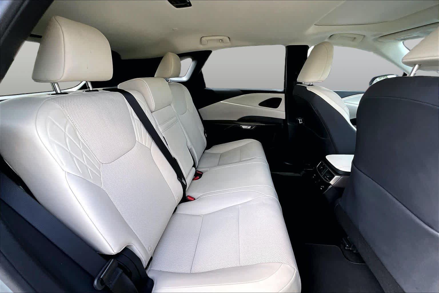 Used 2023 Lexus RX 350 Premium w/ Cold Area Package FWD image 20