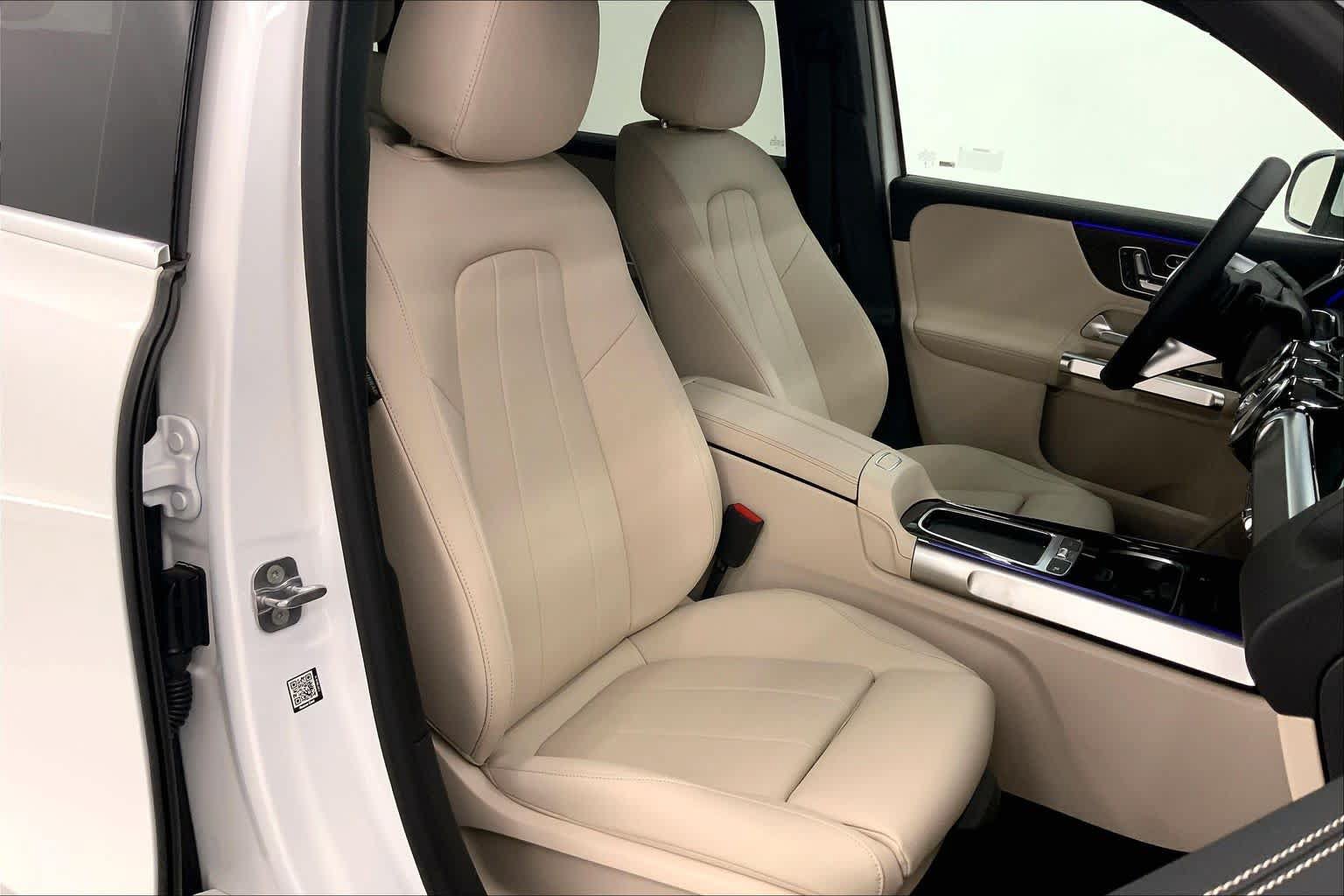 New 2026 Mercedes-Benz GLB 250 image 3