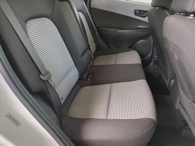 Used 2021 Hyundai Kona SE FWD image 18