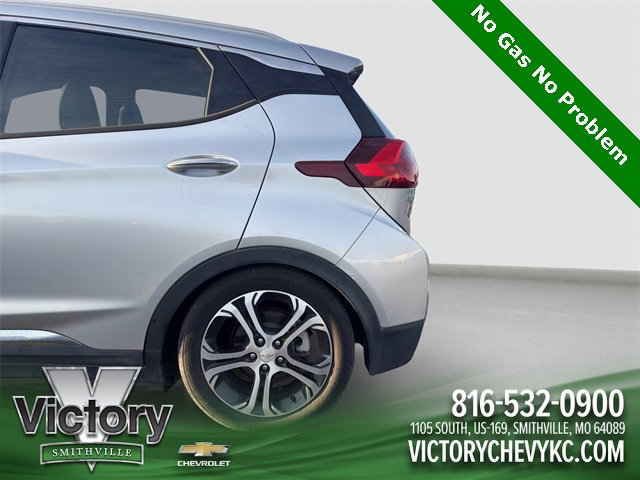 Used 2017 Chevrolet Bolt Premier w/ Driver Confidence II Package image 22