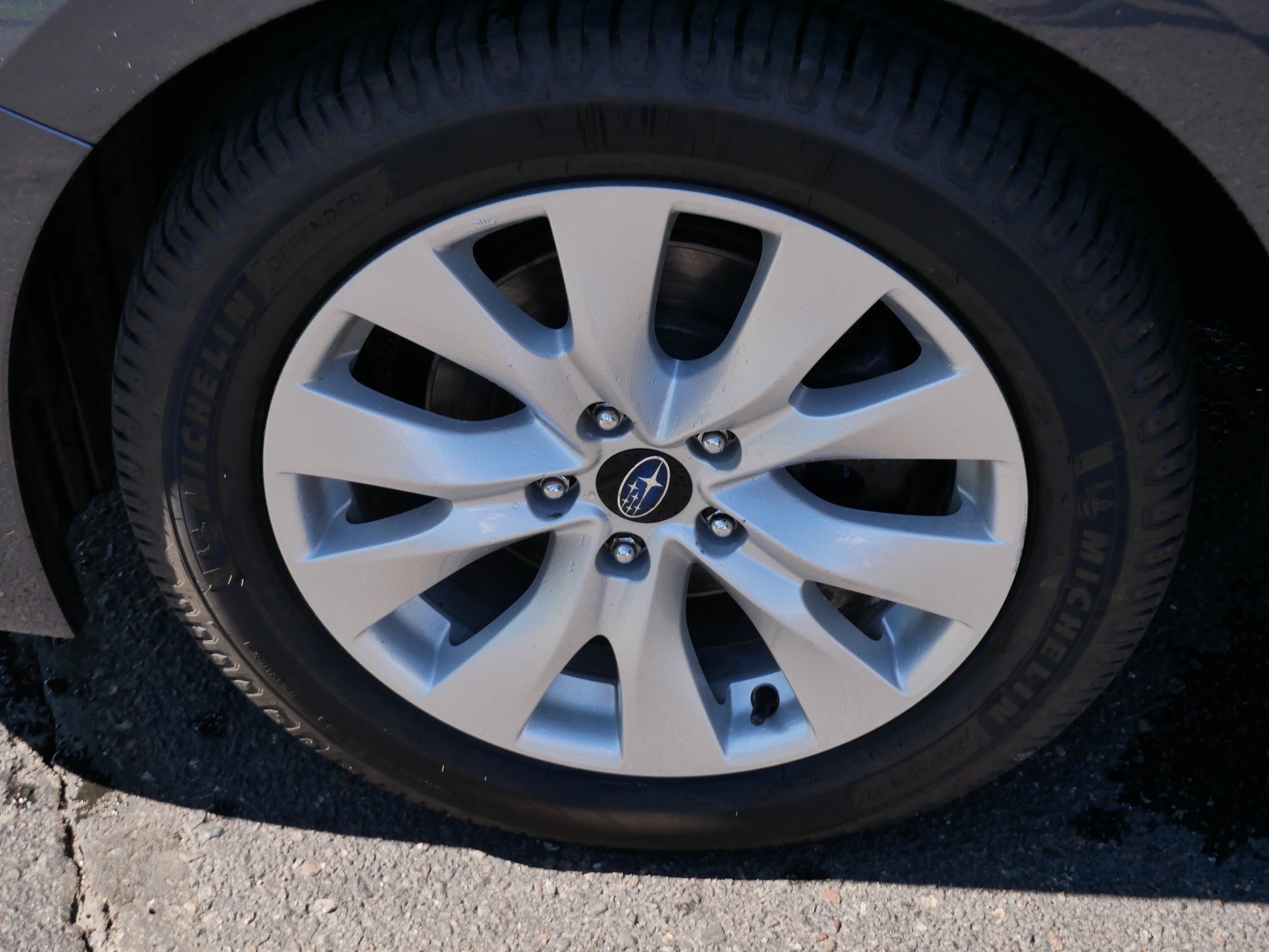 Used 2015 Subaru Legacy 2.5i Premium AWD/4WD image 15