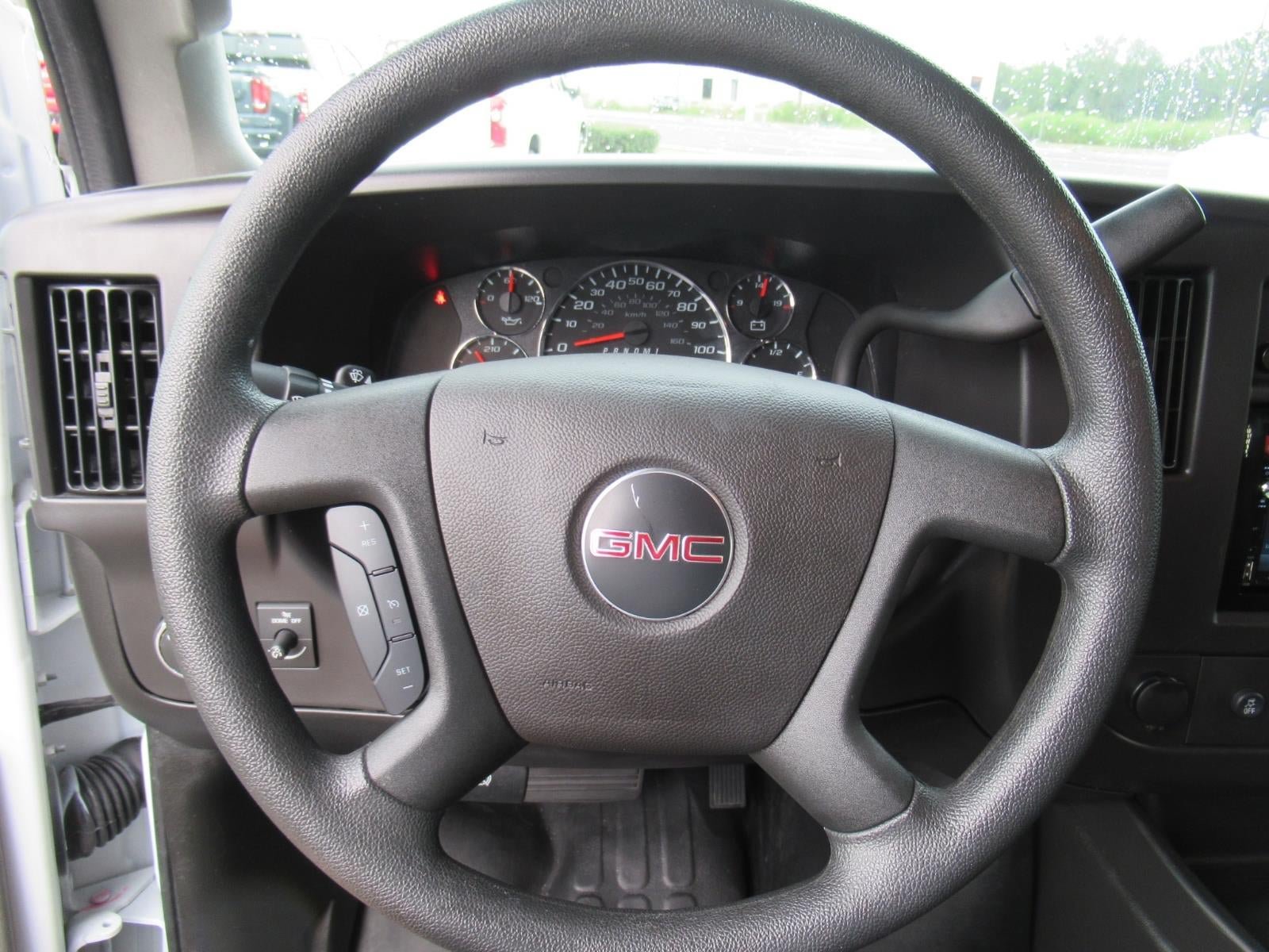 Used 2025 GMC Savana 2500 w/ Driver Convenience Package RWD image 24