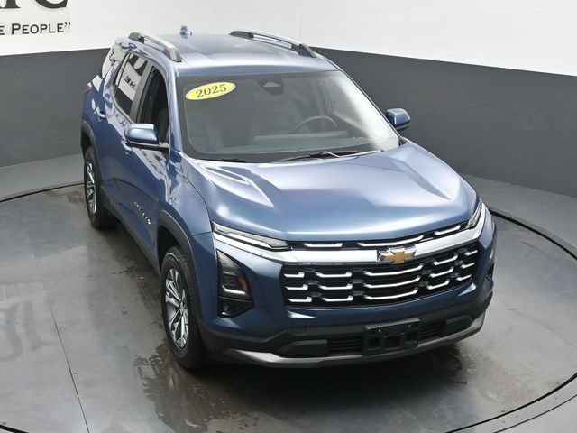 Used 2025 Chevrolet Equinox LT w/ Convenience Package II FWD image 47
