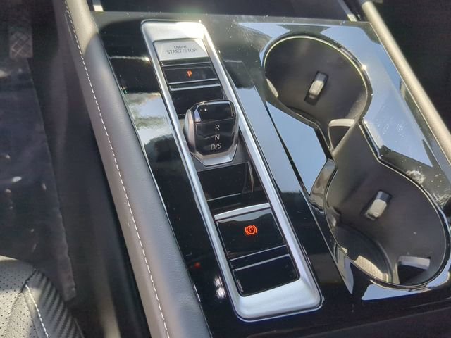 Used 2025 Volkswagen Atlas Cross Sport SE FWD image 26