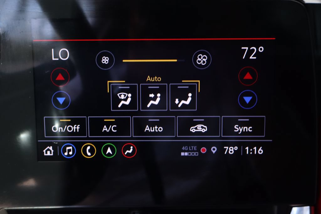 Used 2021 Chevrolet Corvette Stingray Preferred Cpe w/ Z51 Performance Package RWD image 35