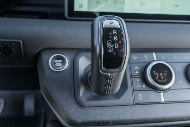 Used 2023 Land Rover Defender 90 X-Dynamic SE image 30