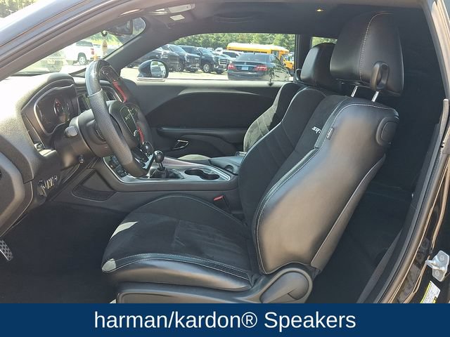 Used 2015 Dodge Challenger SRT Hellcat RWD image 2