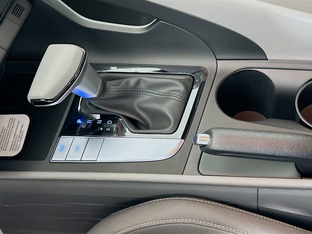 New 2026 Hyundai Elantra Sport image 14