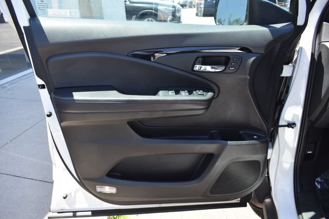 Used 2023 Honda Ridgeline Black Edition image 18